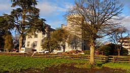 acastle 190700.jpg